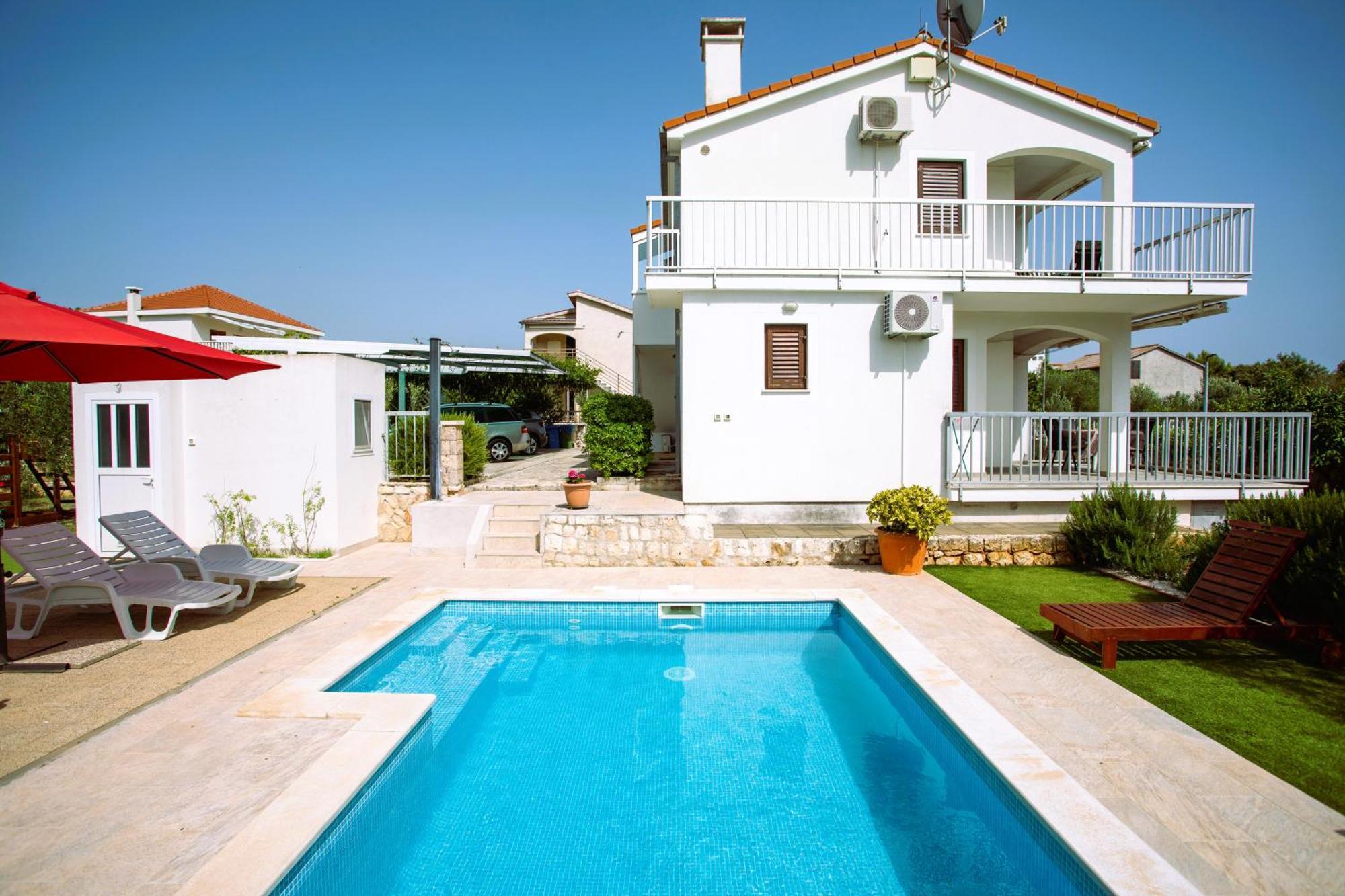 Holiday House Nena With Pool Vinišće Dış mekan fotoğraf